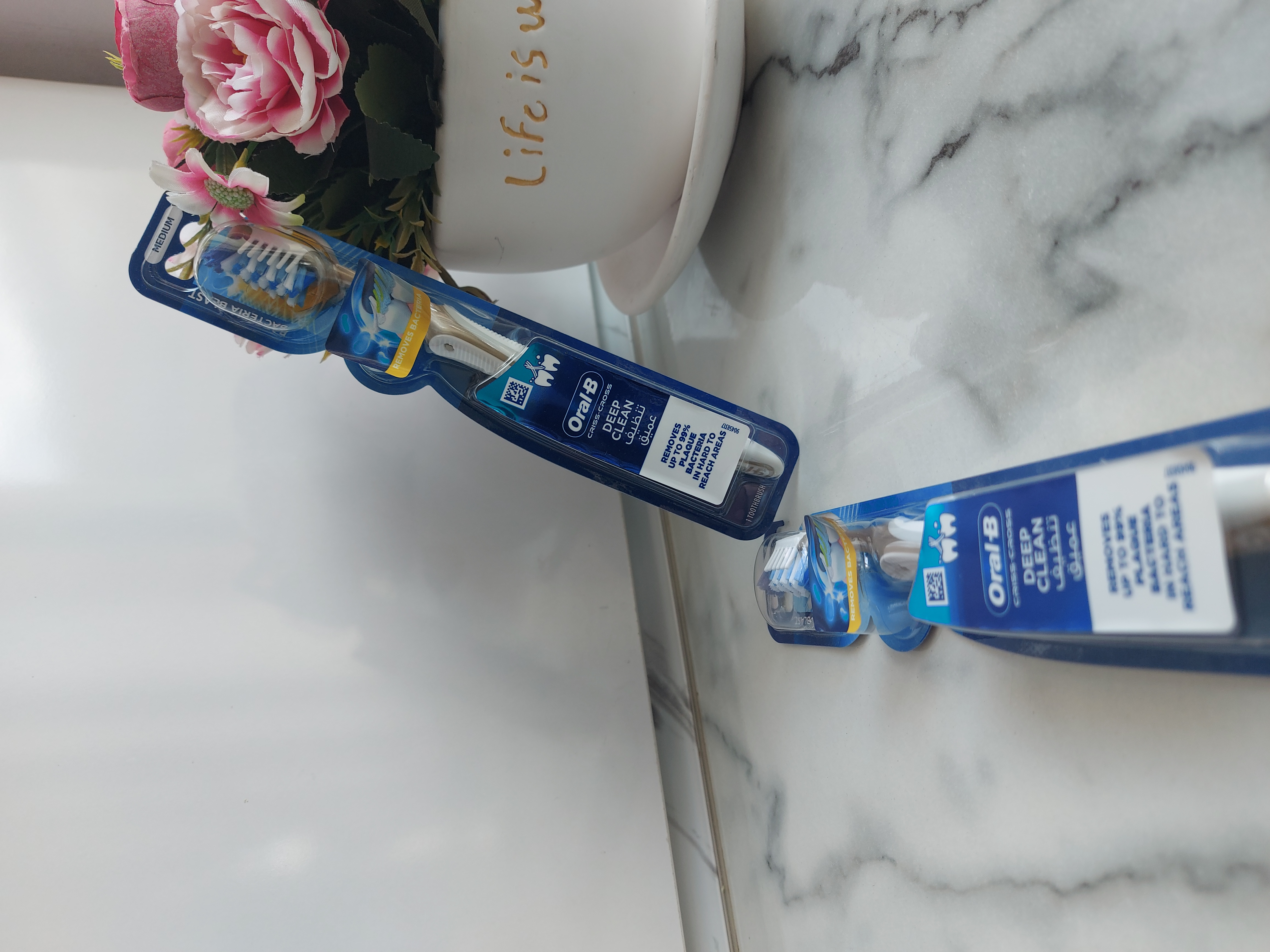 مسواک اورال بی (Oral B)