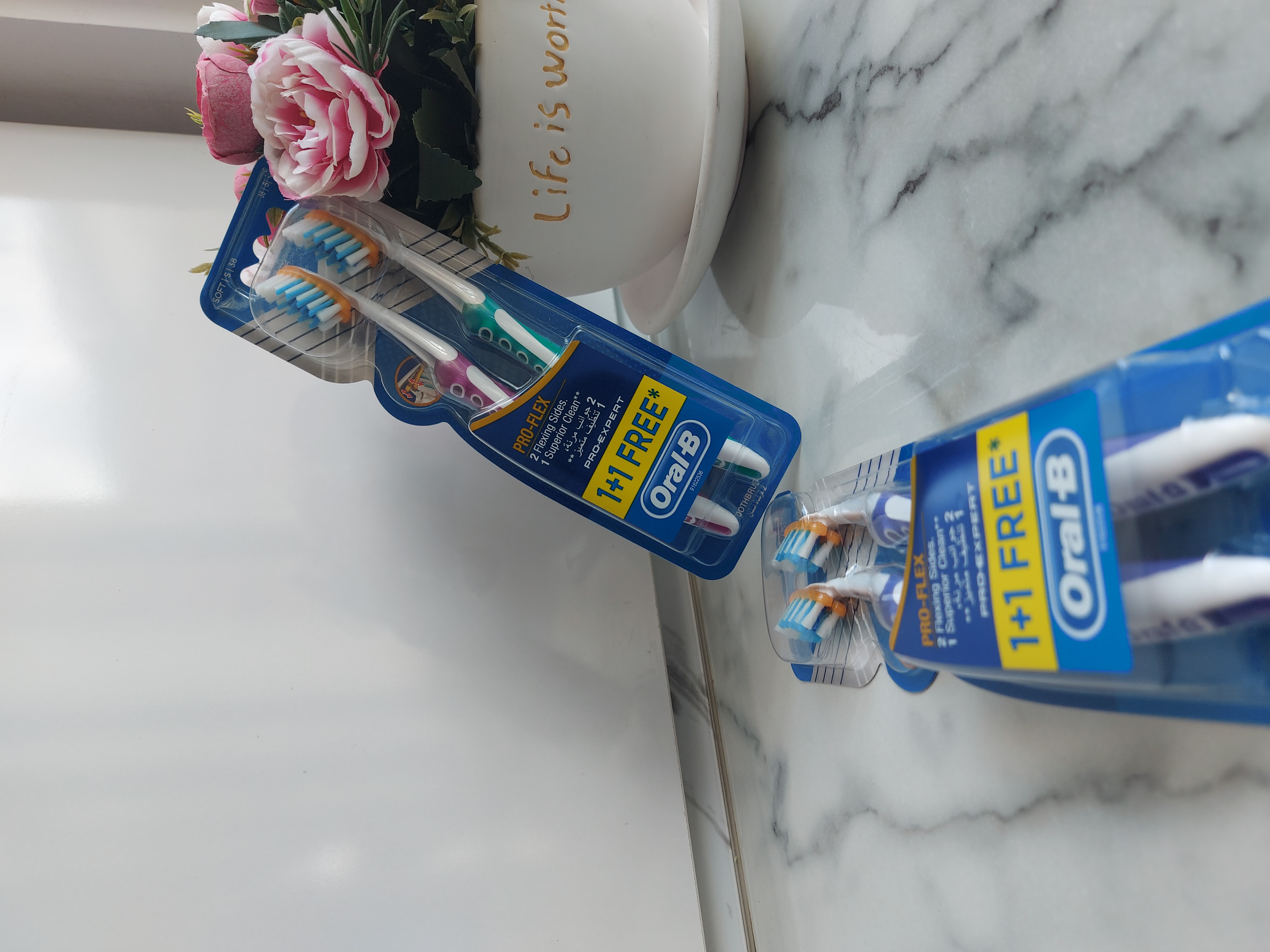 مسواک اورال بی (Oral B)